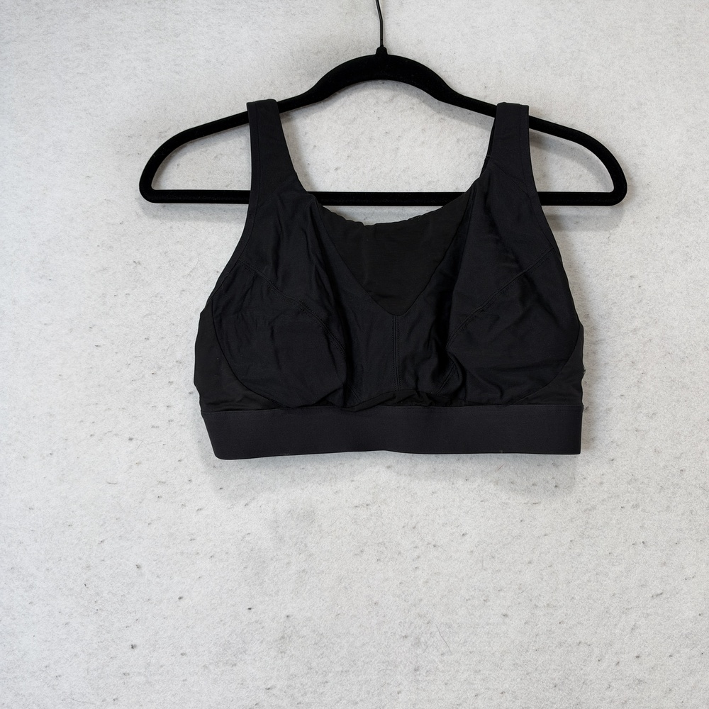 Athleta Sports Bra Womens 36DD Black High Support Hook Back Athletic Top